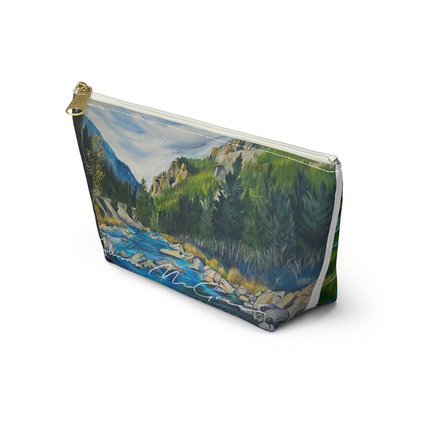 Accessory Pouch w T-bottom
